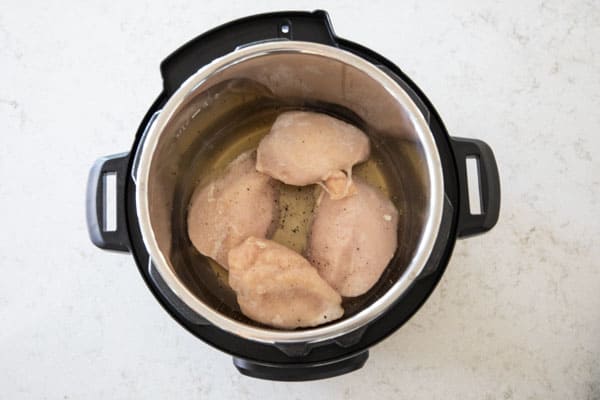 How to Cook Frozen Chicken in Your Pressure Cooker / Frozen Chicken Instant Pot