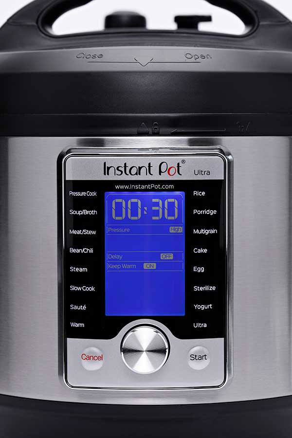 Front Panel of th e Instant Pot Ultra