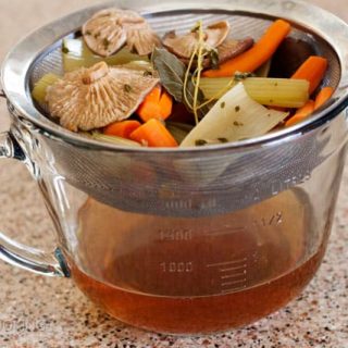 Pressure Cooker (Instant Pot) Shiitake Mushroom Stock