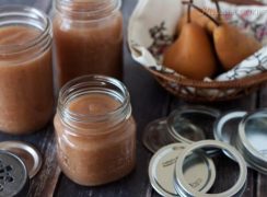 Pressure Cooker (Instant Pot) Pear Applesauce in a glass jar