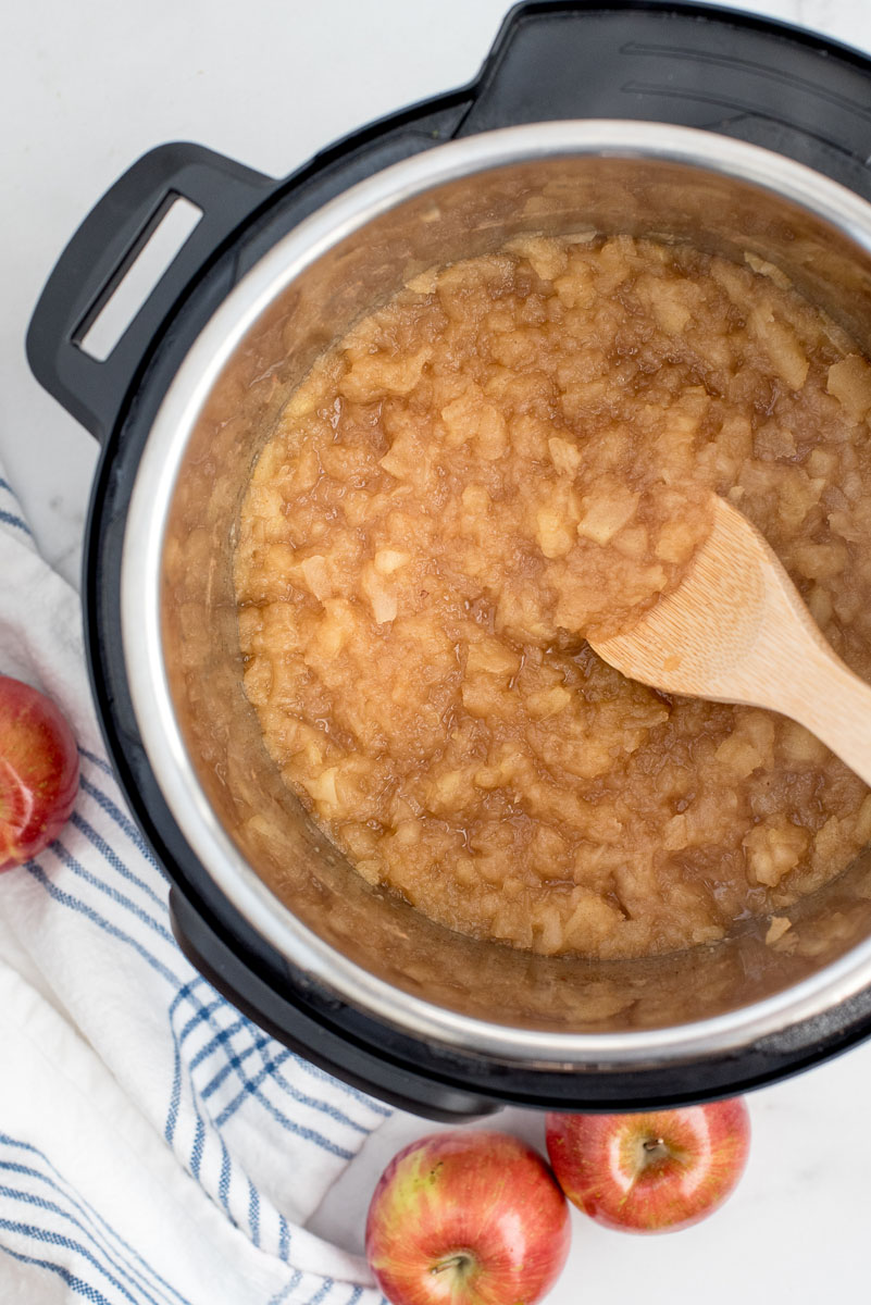 homemade applesauce in an instant pot