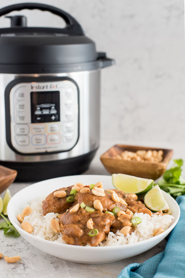 Instant pot/pressure cooker thai chicken thighs with peanut sauce and white rice