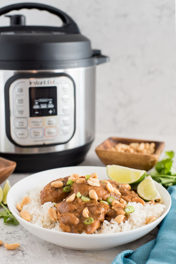 Instant pot/pressure cooker thai chicken thighs with peanut sauce and white rice