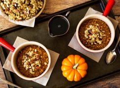 Pumpkin-Steel-Cut-Oats in two bowls