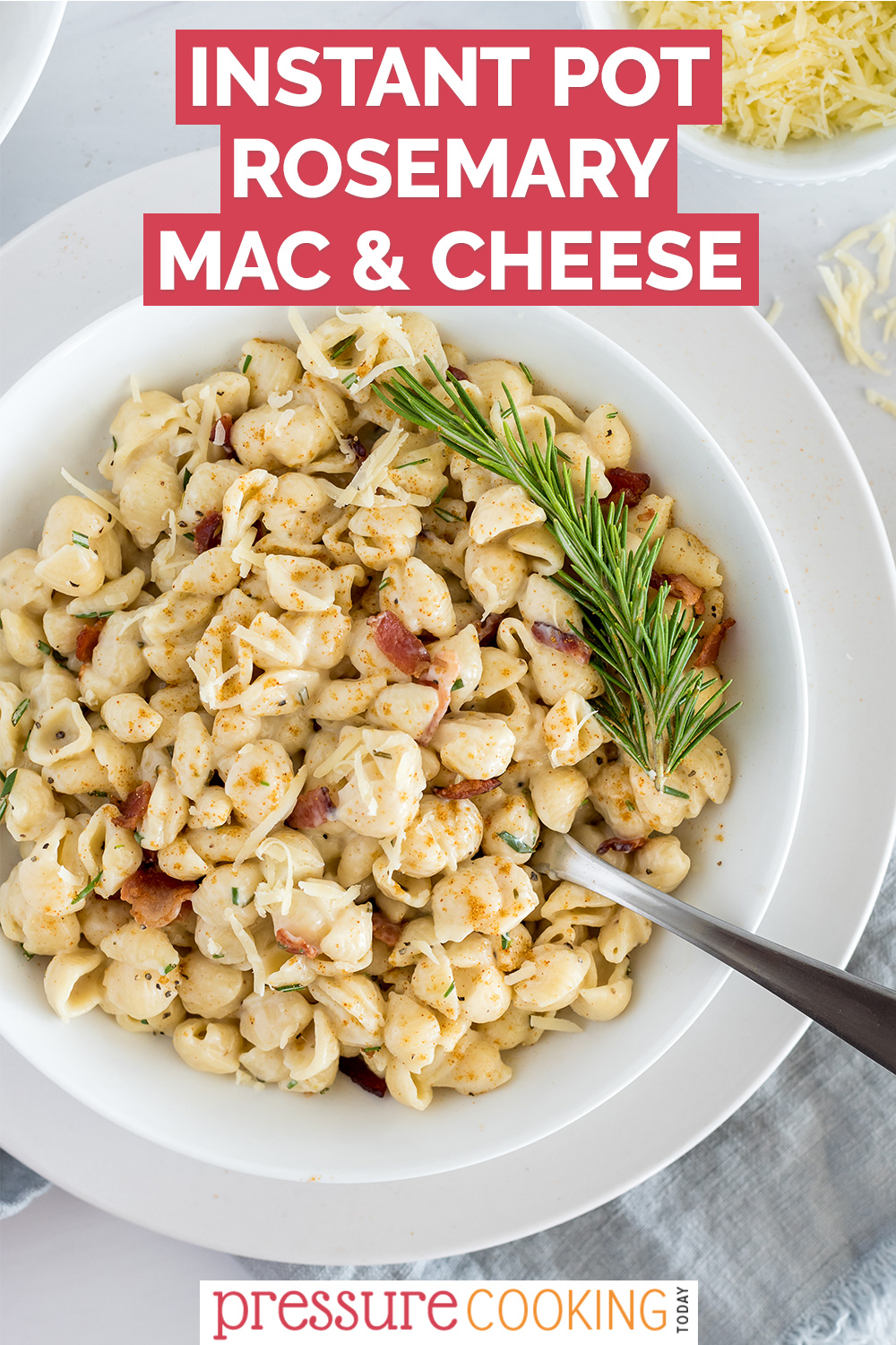 Instant Pot Mac and Cheese made with rosemary and bacon is an easy meal for grown-up tastes with Gruyere cheese, fresh herbs, and bacon on top. Plus your kids will love it too! via @PressureCook2da